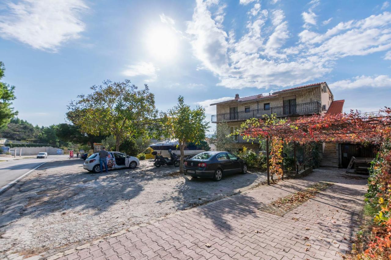 Apartments Mario Omiš Esterno foto
