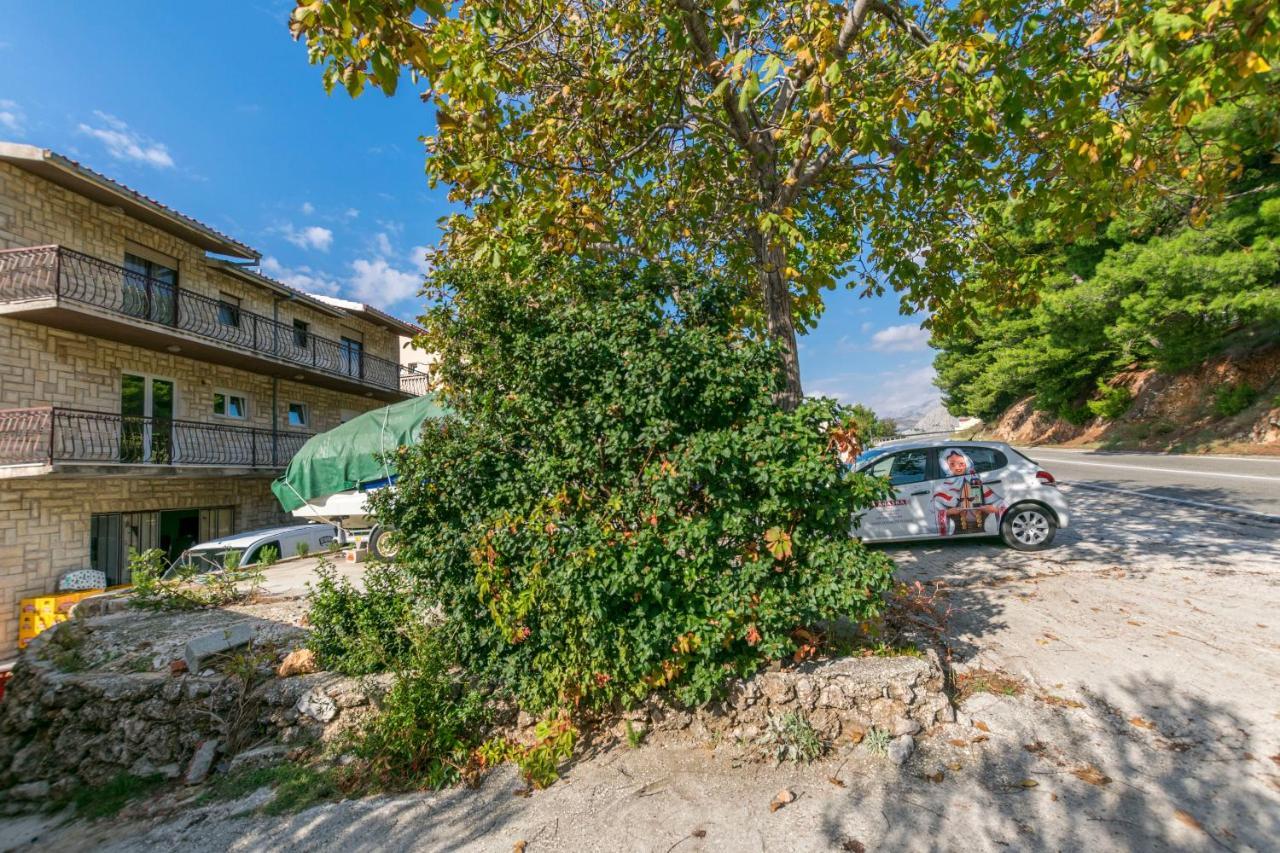 Apartments Mario Omiš Esterno foto