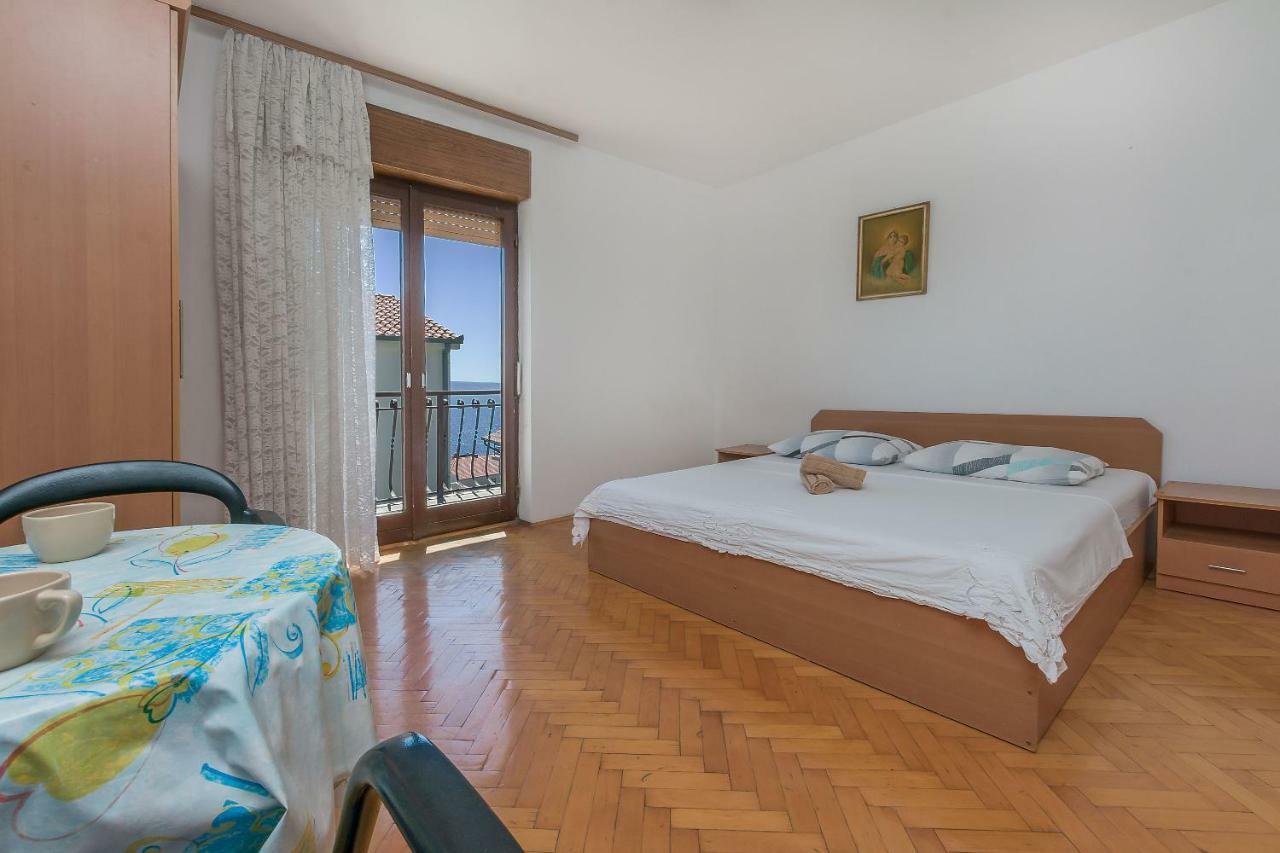 Apartments Mario Omiš Esterno foto
