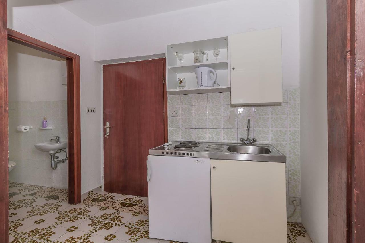 Apartments Mario Omiš Esterno foto